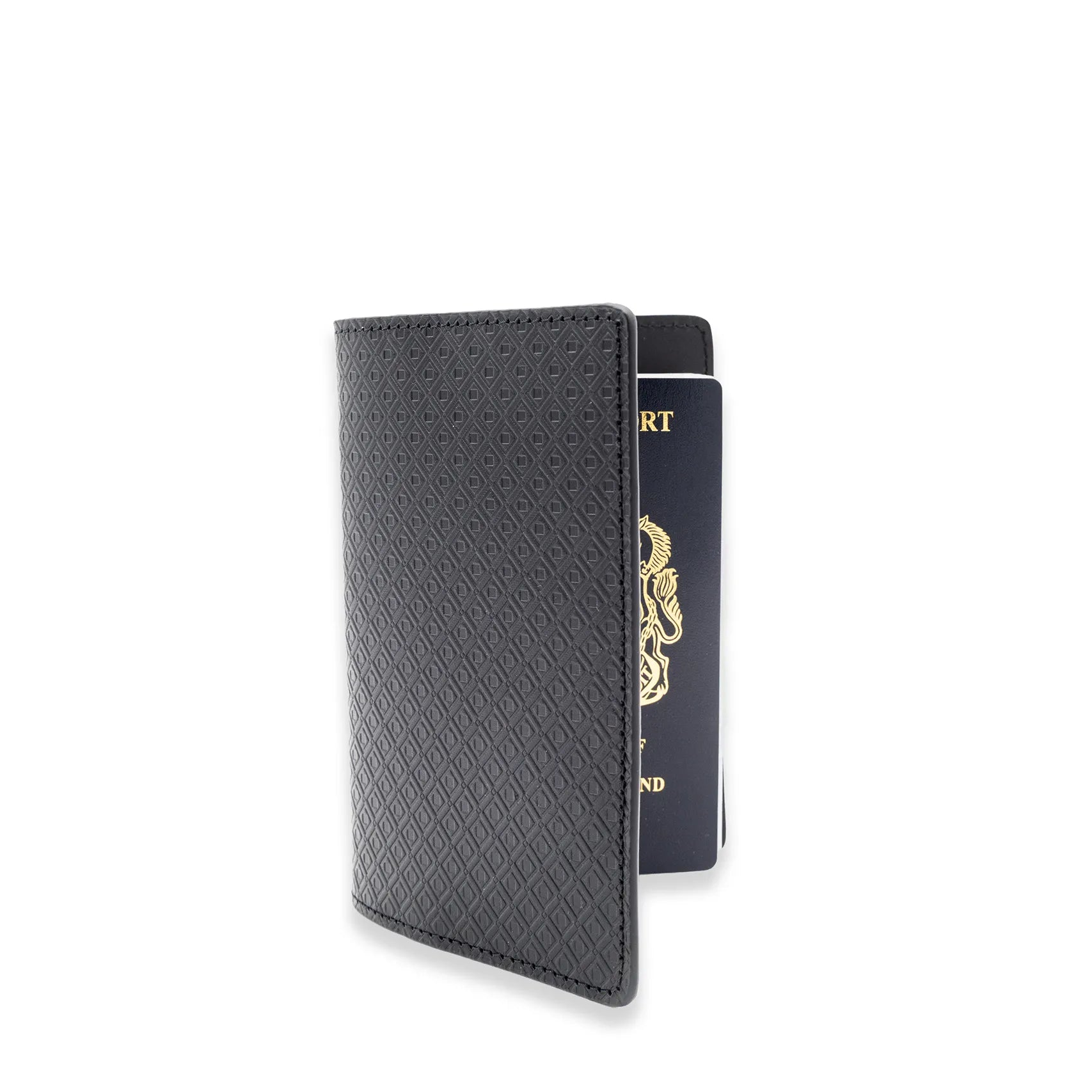 MARK / GIUSTI Heathrow passport wallet in Embossed Jet Black vegetable-tanned leather interior detail