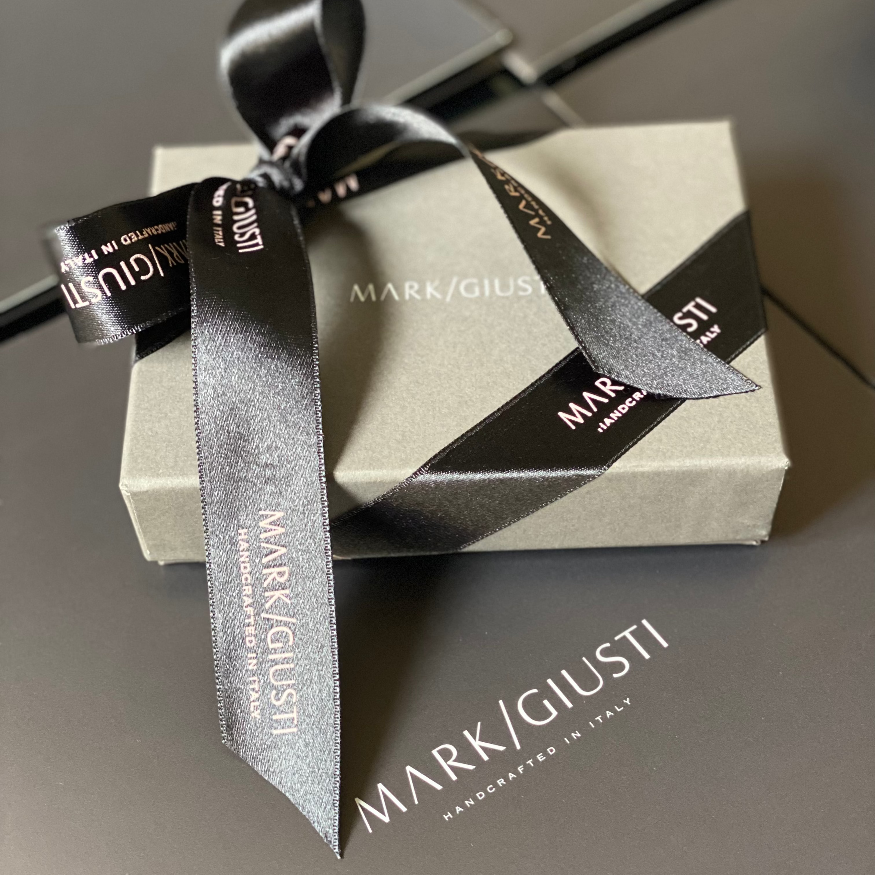 MARK / GIUSTI Handcrafted Bags and Accessories Gift